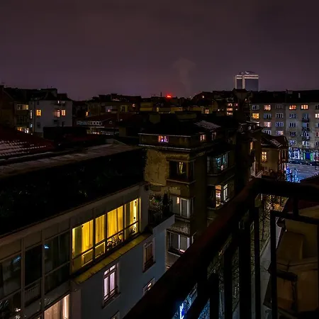 Central 360 Apartment