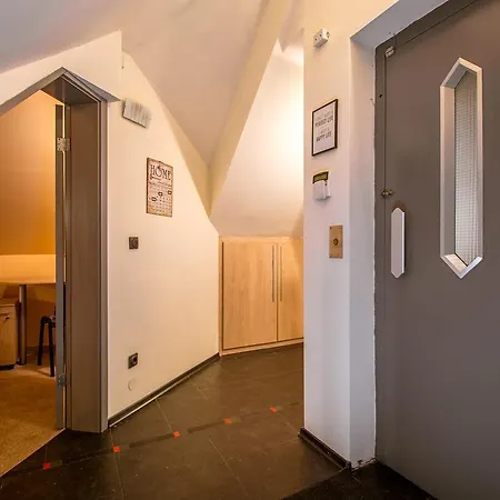 Central 360 Apartment *